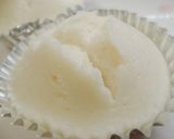 A picture of step 5 of Steamed Bread with an Almond Aroma.
