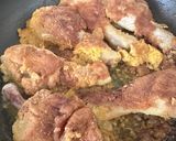 Foto del passaggio 5 della ricetta Cosce di Pollo Saporiti