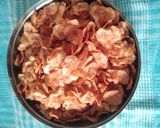 A picture of step 4 of Kacha Kela na Kharkhariya.