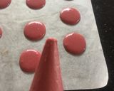 Foto langkah ke 13 dari resep Macaron - Red Velvet ft Tiramisu.