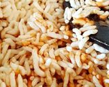 A picture of step 4 of Mamra chikki.