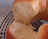 A picture of step 16 of Crown Shaped Brioche.