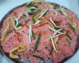 A picture of step 4 of Pink Rice Noodles / Pad Mee Kati.
