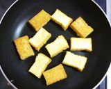 A picture of step 4 of Deep-Fried Tofu in Sauce with Atsuage.