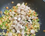 A picture of step 6 of Chicken Fried Rice My Way (Κινέζικο Τηγανιτό Ρύζι)!.