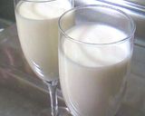 A picture of step 6 of Honey Yogurt Mousse.