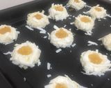 Foto langkah ke 2 dari resep Cheese thumbprint cookies.