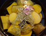 Foto del paso 2 de la receta: Solomillo en salsa de naranja y patatas confitadas