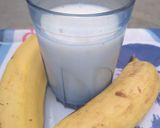 बनाना मिल्क शेक (Banana milk shake recipe in Hindi) रेसिपी चरण 5 फोटो