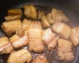 A picture of step 4 of Pork Belly in Oyster Sauce.