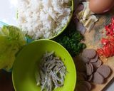 Foto langkah ke 1 dari resep Nasi goreng teri sawi putih.