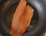 Foto del paso 3 de la receta: Filete de pescado marinado con ensalada