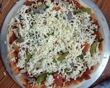 इंस्टेंट चीज़ पिज़्ज़ा (instant cheese pizza recipe in Hindi) रेसिपी चरण 7 फोटो