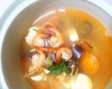 Foto langkah ke 4 dari resep Tom Yum Goong.