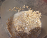 Foto del paso 2 de la receta: Postrecito tricolor de avena en frasco light para desayuno o merienda! Chocolate, frutilla y vainilla