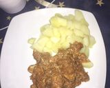 Káposztás husi főtt burgonyával recept fázis 2 fotója