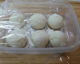 A picture of step 7 of Puffy and Delicious Naan Bread.
