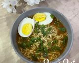 A picture of step 4 of Ramen Kimchi Noodles Soup.