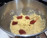 A picture of step 5 of Strawb & Cheesecake Cookies.