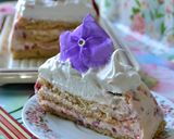 Foto del paso 5 de la receta: Postre de frutillas,crema,mascarpone y merengue🤩