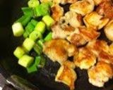 A picture of step 4 of Chicken Breast Yakitori Rice Bowl.