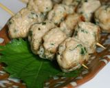 A picture of step 8 of Shiso Leaf Tsukune with Salt Sauce.