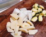 Foto langkah ke 5 dari resep Sujebi, Cara baru makan mie.
