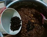 Foto langkah ke 4 dari resep Choco Banana Muffin.