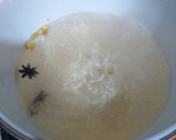 Foto del paso 17 de la receta: Calamares en su tinta con un toque de pasta de curry verde