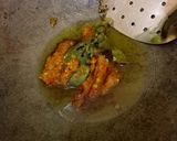 Foto langkah ke 5 dari resep Lele Bumbu Santan Kemangi.