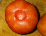 Foto del paso 3 de la receta: Ensalada de tomate y aliño crujiente