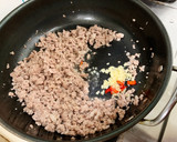 【白飯殺手】泰式打拋豬🐷 （免魚露）的食譜步驟2照片