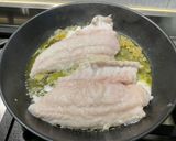 Une image de l'étape 8 de Filets de julienne à l'échalote, coriandre, prosecco et parmesan.
