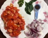 A picture of step 1 of Tomato Rice.