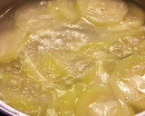 Foto del paso 4 de la receta: Crema de calabacín con aguacate y cacahuetes