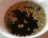 A picture of step 2 of Wakame Seaweed Soup.