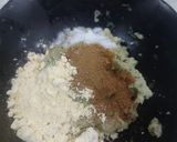 A picture of step 2 of Chicken kababs with gravy.