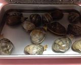A picture of step 3 of How to Easily Remove Sand from Clams.