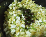 Foto del paso 4 de la receta: Calabacitas con queso panela