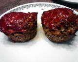 A picture of step 14 of Meatloaf Cupcakes W/ Mashed Potato Frosting.