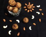 A picture of step 8 of Atta Ladoo / Pinni.