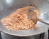 A picture of step 1 of Healthy masala oats upma.