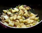 A picture of step 5 of Poi chingudi curry (Prawns cooked with basella and vegetables).