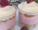 Foto del paso 3 de la receta: Cheesecake de Frutilla en Vaso
