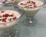 Foto del paso 3 de la receta: Sopa	de	chocolate blanco	con	pistachos	y	granada