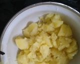 A picture of step 1 of Colocasia leaves (Patra)Samosa.