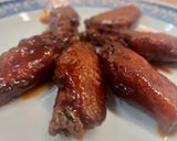 Foto del paso 3 de la receta: Alitas de pollo fritas con salsa coreana gochujang