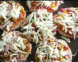 ब्रेड पैन पिज़्ज़ा (bread pan pizza recipe in Hindi) रेसिपी चरण 4 फोटो