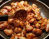 รูปขั้นตอนการทำที่ 3 ของ คั่วไก่ E-san Style