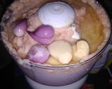 Foto langkah ke 2 dari resep Bakso ayam homemade.